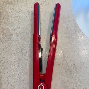 Red One inch Go by FHI Heat Flat Red Iron 1"